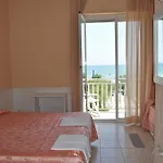 Perla Hotell 3*